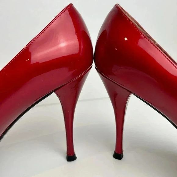 Stuart Weitzman “Linda” open toe patent leather red pumps, Like NEW Sexy Elegant - Picture 6 of 11